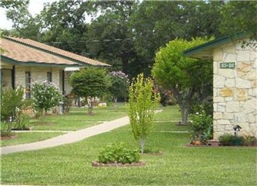 205 Riverview Dr, Lampasas, TX, 76550-8008 | Card Image