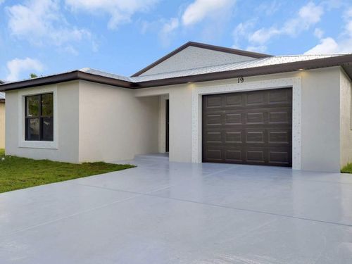 39 Villa Blanca, Fort Pierce, FL, 34951-2824 | Card Image