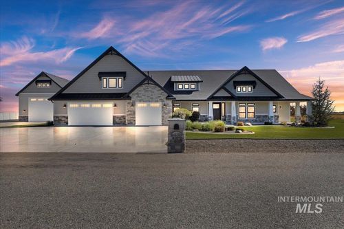 1650 Stone Gate Dr, Twin Falls, ID, 83301-5892 | Card Image