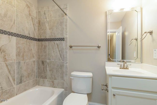 Bath 3rd | Image 25