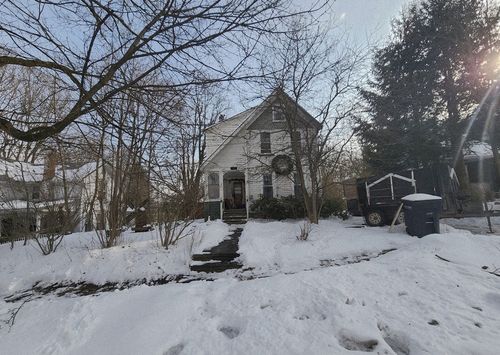 17 Ogden St, Walton, NY, 13856-1011 | Card Image
