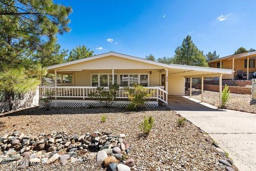 825 Glade Dr, Prescott, AZ, 86301-5650 | Card Image