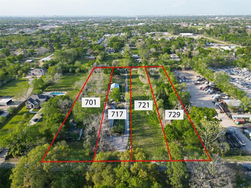 729 Crenshaw Rd, Pasadena, TX, 77504-3733 | Card Image