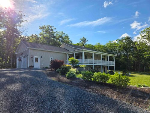 446 Edgemont Rd, Sunapee, NH, 03782-2105 | Card Image
