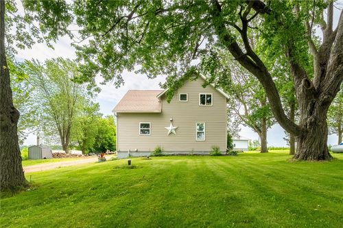 103183 Wuertzburg Rd, Abbotsford, WI, 54405-5708 | Card Image