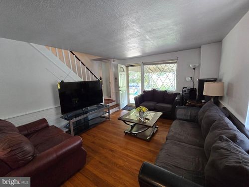 300 Springton Rd, UPPER DARBY, PA, 19082-4616 | Card Image