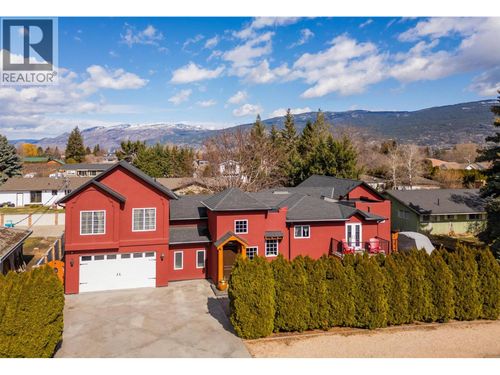 1506 Johnson St, Summerland, BC, V0H1Z9 | Card Image