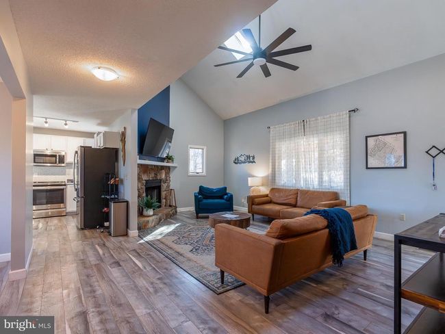 160 Wilson Way, House other with 4 bedrooms, 4 bathrooms and null parking in MCGAHEYSVILLE VA | Image 15