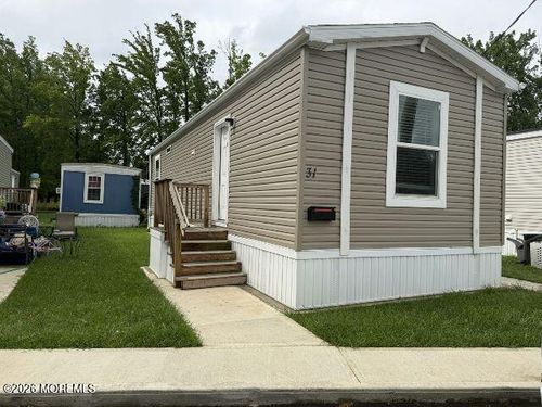 31 Randall Avenue, Hazlet, NJ, 07730 | Card Image