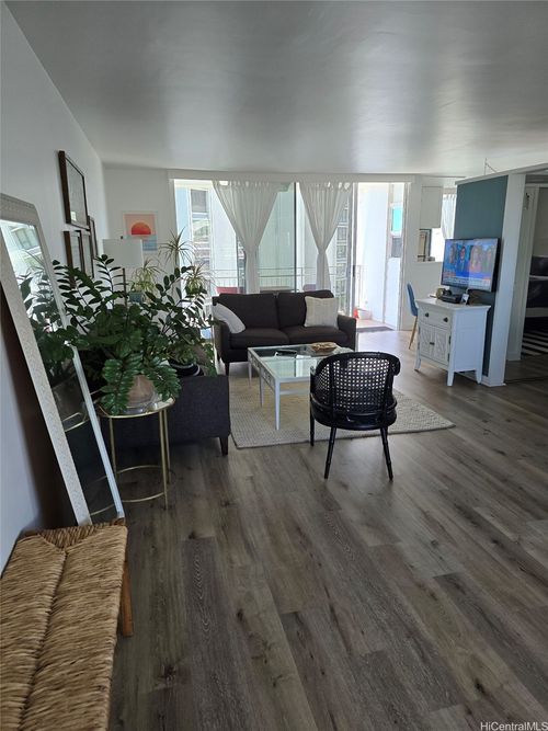 apt-906-419A Atkinson Dr, Honolulu, HI, 96814-4712 | Card Image