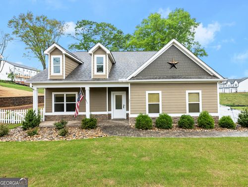 65 Academy St, Pendergrass, GA, 30567-3846 | Card Image