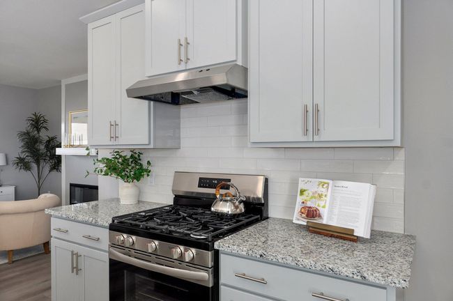 Kitchen | Image 11