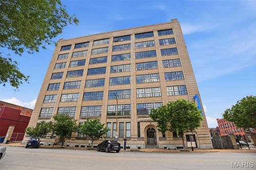207-2020 Washington Ave, Saint Louis, MO, 63103-1651 | Card Image