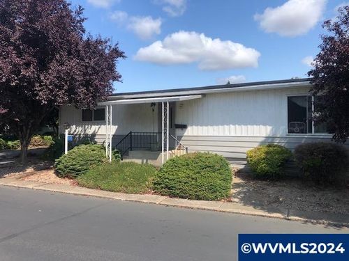 53-450 Se Lacreole (#53) Dr, Dallas, OR, 97338 | Card Image