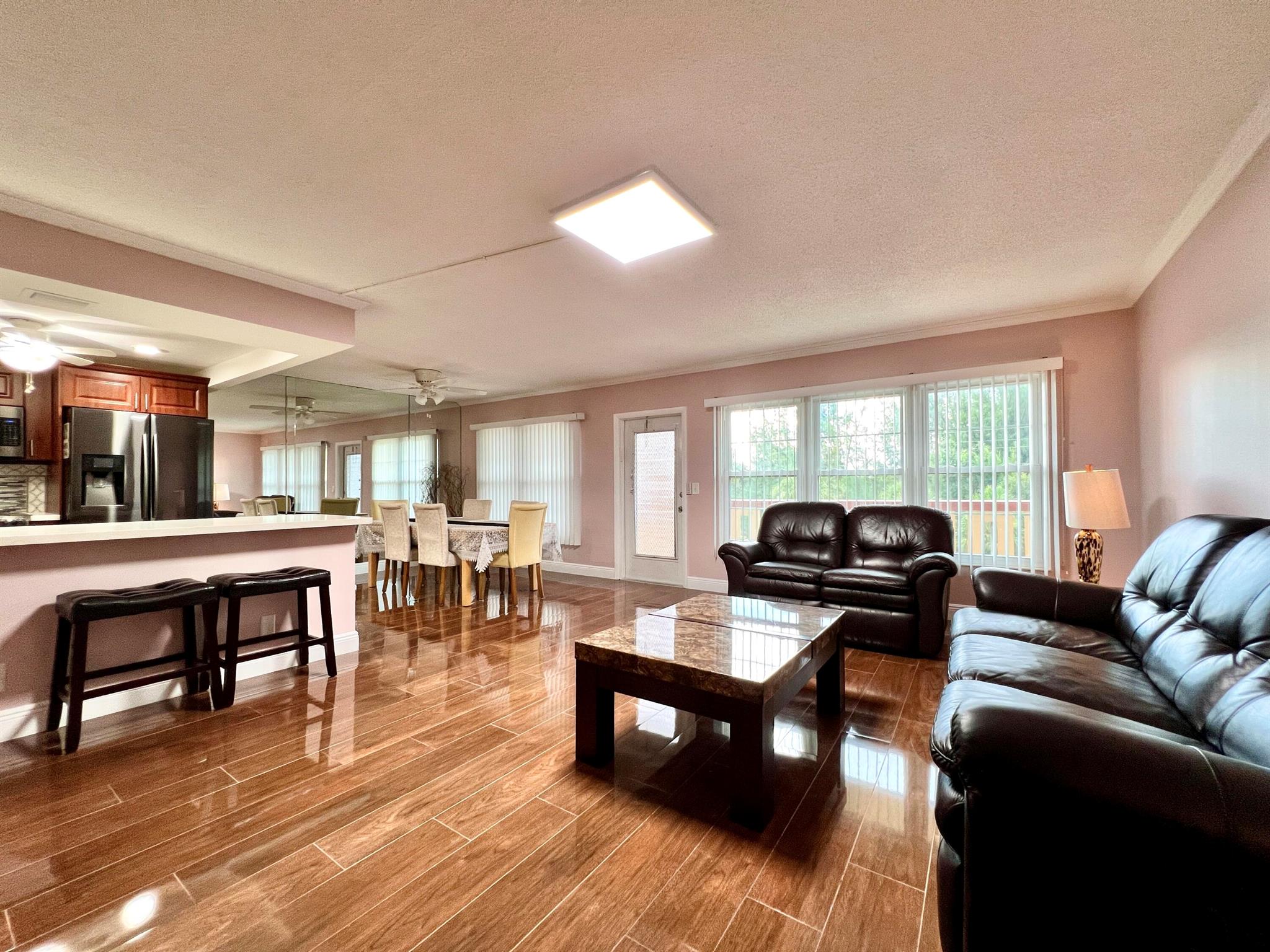 Wellington L , West Palm Beach, FL 33417