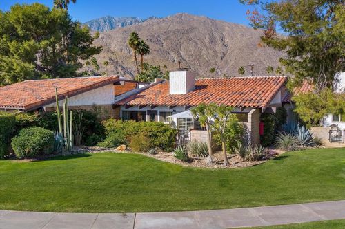 1316 Primavera Dr W, Palm Springs, CA, 92264-8448 | Card Image