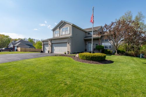 206 Chesapeake Bay, Winthrop Harbor, IL, 60096-1021 | Card Image