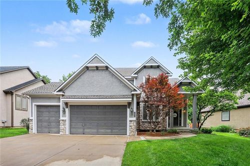 24012 Saint Andrews Ct, Paola, KS, 66071-5699 | Card Image
