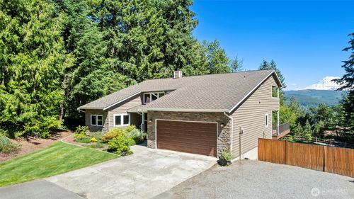 22715 Country Dr E, Graham, WA, 98338-7231 | Card Image
