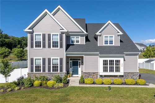 70 Kate Ct, Williams Twp, PA, 18042-8708 | Card Image