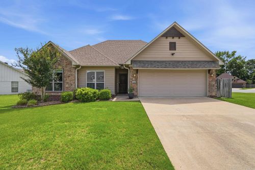 1900 Massee Gdns, Conway, AR, 72034-6489 | Card Image