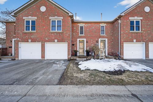 2-397 Springbank Ave N, Woodstock, ON, N4T1P8 | Card Image