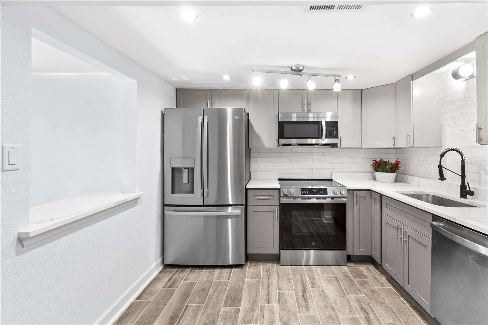 Residential in TREASURE ISLAND 5