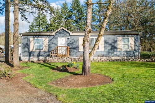 38423 Century Dr Ne, Albany, OR, 97322-7467 | Card Image