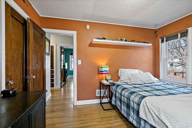 6721 Nicollet Ave, House other with 5 bedrooms, 2 bathrooms and null parking in Richfield MN | Image 17