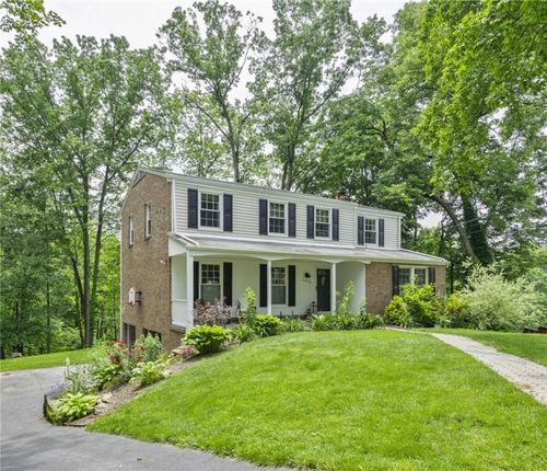 1415 Ashwood Cir, Upper St. Clair, PA, 15241-3207 | Card Image