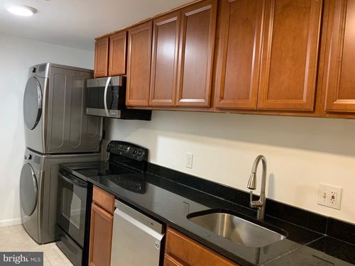 10609 Glenwild Rd, SILVER SPRING, MD, 20901-1602 | Card Image