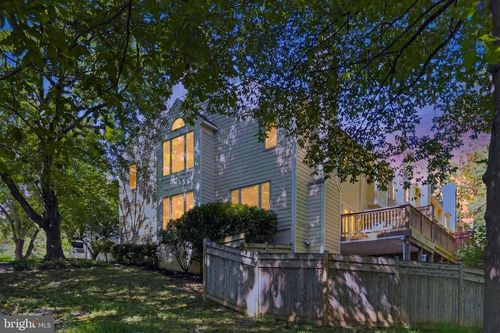 12500 N Lake Ct, FAIRFAX, VA, 22033-4303 | Card Image