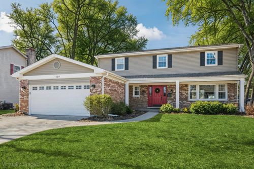 1320 N Douglas Ave, Arlington Heights, IL, 60004-4815 | Card Image