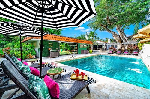 11 Sylvan Ln, Fort Lauderdale, FL, 33316-2415 | Card Image