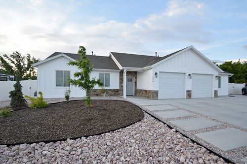 118 W 1100 N, Harrisville, UT, 84404-3504 | Card Image