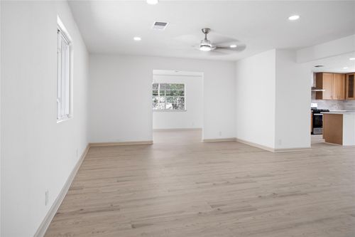 24518 Sunny Glen Dr, Huffman, TX, 77336-2863 | Card Image