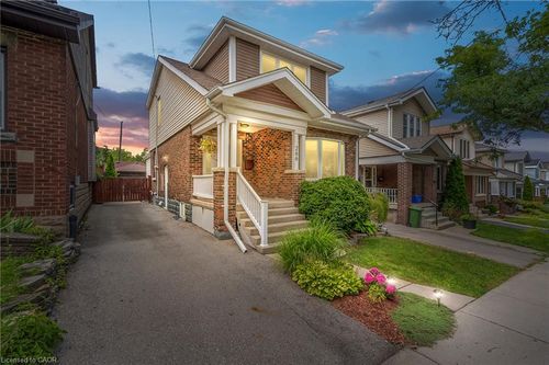 266 London St S, Hamilton, ON, L8K2H2 | Card Image