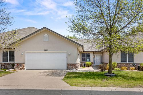 1108 Village St Se, New Prague, MN, 56071-2475 | Card Image