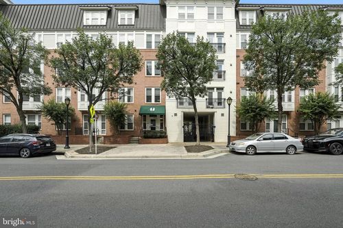 apt-211-2665 Prosperity Ave, FAIRFAX, VA, 22031-4920 | Card Image