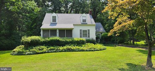 1003 Wood St, Yardley, PA, 19067-7413 | Card Image