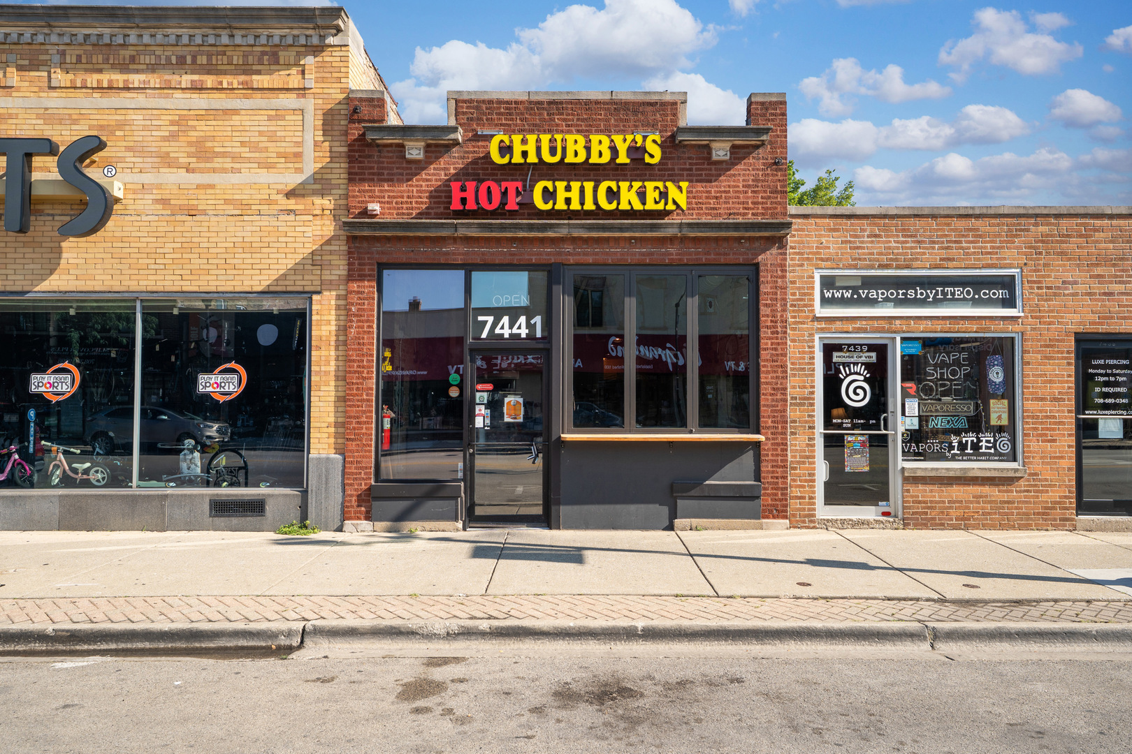 7441 Madison St, Forest Park, IL 60130-1542