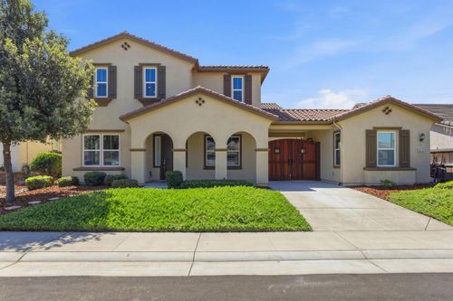 8476 Bolcetto Cir, Elk Grove, CA, 95757-0002 | Card Image