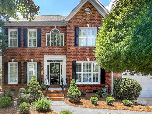 16719 Hampton Crossing Dr, Huntersville, NC, 28078-6425 | Card Image