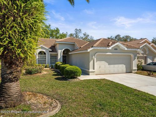 9355 French Quarters Cir, Weeki Wachee, FL, 34613-4213 | Card Image