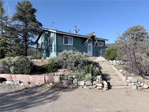 9316 Whispering Pines Rd, Frazier Park, CA, 93225-9533 | Card Image
