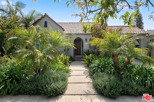 4146 Chase Ave, Los Angeles, CA, 90066-5734 | Card Image
