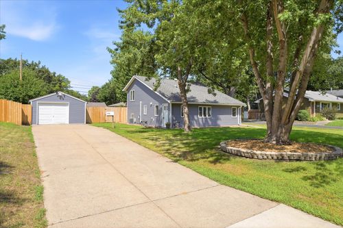 5809 Quail Ave N, Crystal, MN, 55429-2810 | Card Image