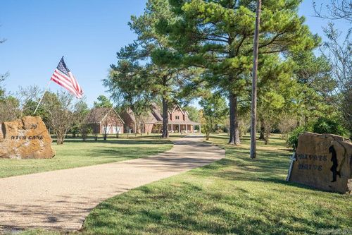129 Nita Ln, Searcy, AR, 72143-9209 | Card Image