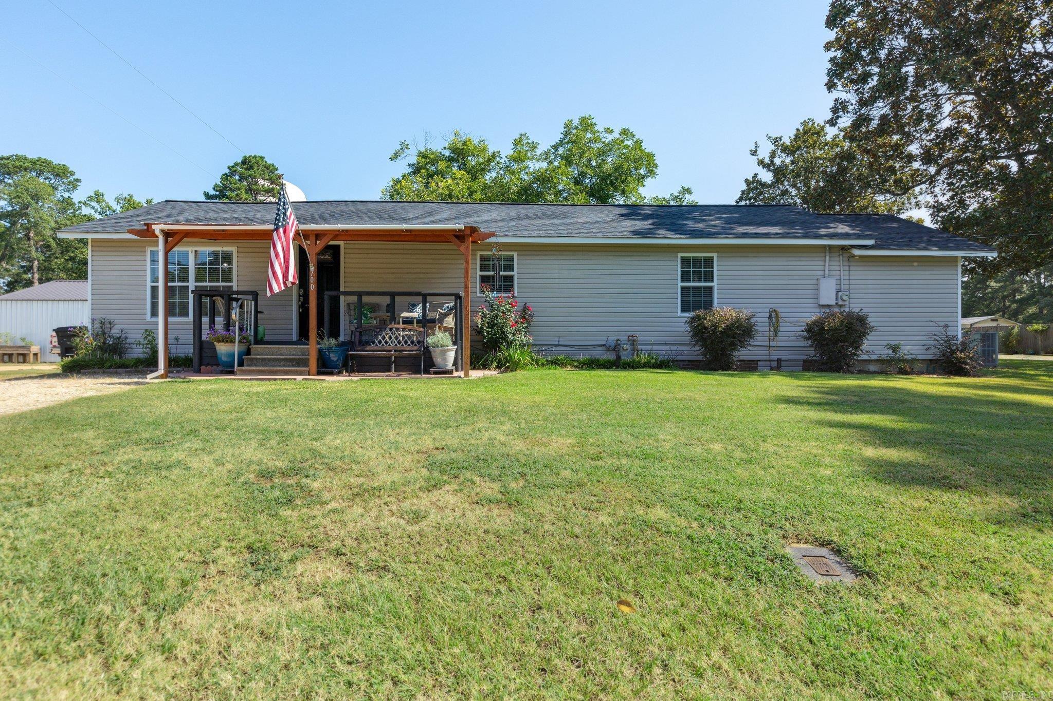 11th St, Sheridan, AR 72150