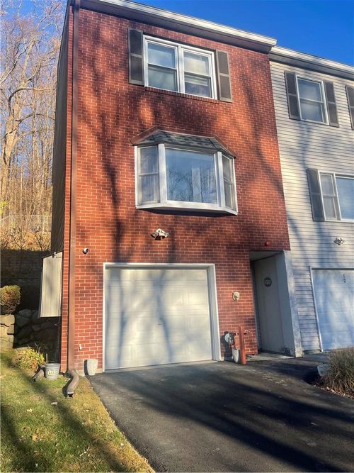 64 Foltim Way, Congers, NY, 10920-1423 | Card Image